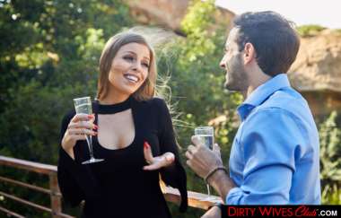 Britney Amber, Jake Adams - Jennifer Culver Fucks Neighbor While Hubby Is Out - Dirty Wives Club