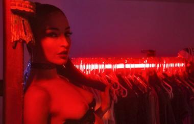 Emily Willis, Seth Gamble - The Red Room