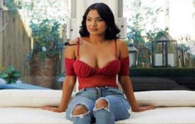Numi - Latina With Perfect Tits