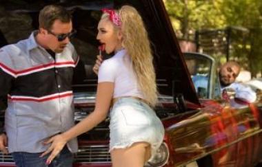 Kendra Sunderland - Roadside Assistance Brazzersexxtra